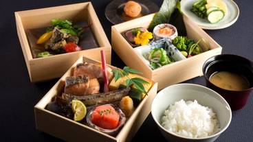 日本料理 からまつ　朝食一例 / 5