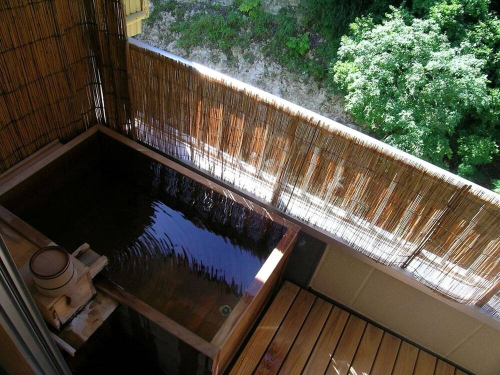 5. カップル向けプランも♪俳人も愛した秘湯につかれる「四季彩の宿 ふる里」3633560