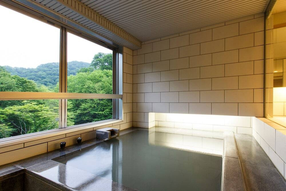 客室の展望温泉風呂①