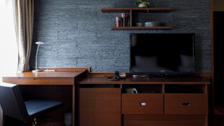 スイート シングルベッド 2 台 (Castle View)