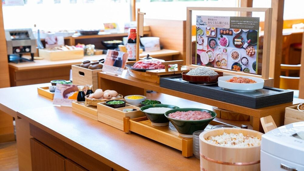 朝食