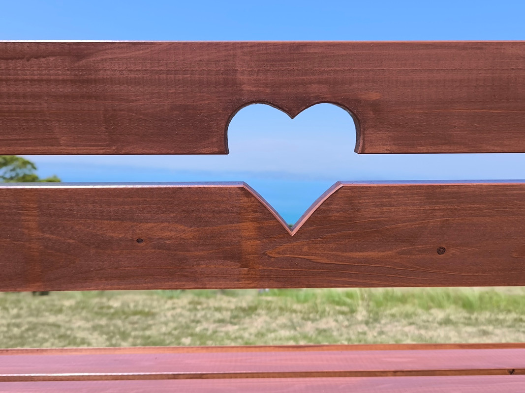 Heart Bench