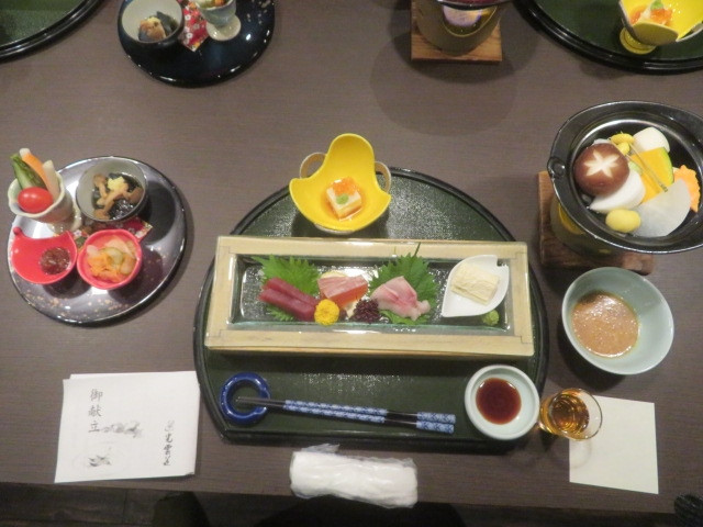 夕食の料理の一部