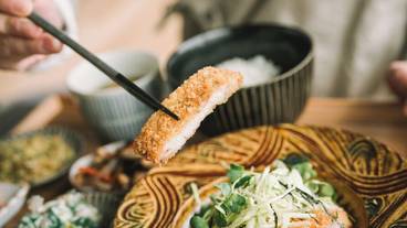 食事・飲み物 / 16