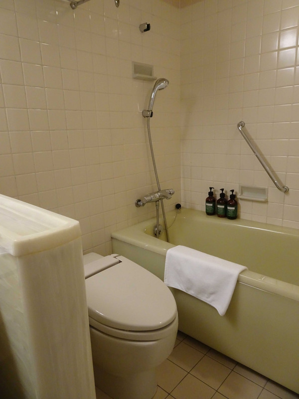 バスとトイレは一体式