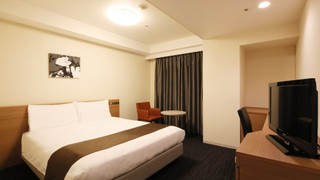 ダブルルーム クイーンベッド 1 台 禁煙