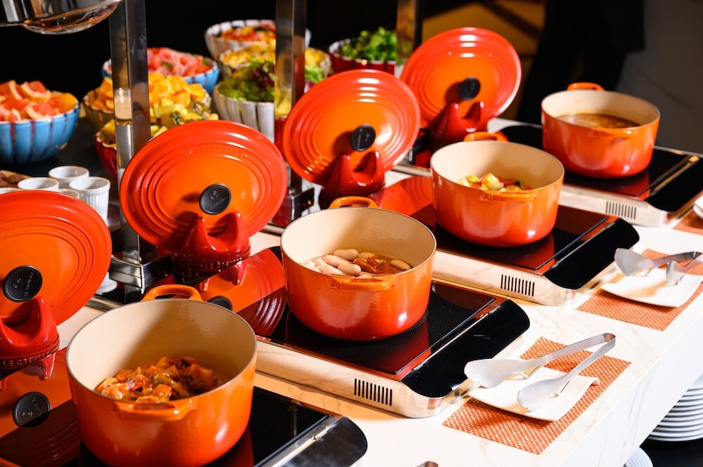 朝食ビュッフェ