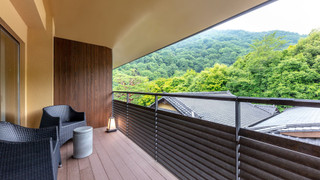 ルーム キングベッド 1 台 禁煙 バルコニー (View)