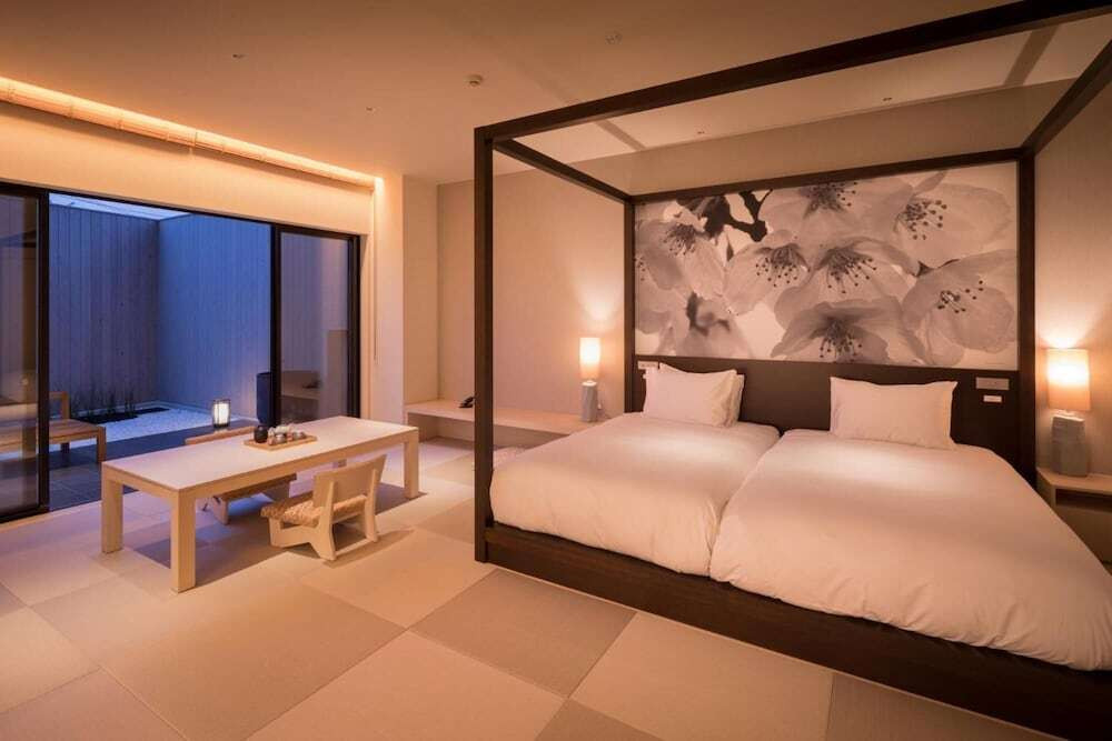 高千穂の山々に囲まれた安らぎの空間4285810