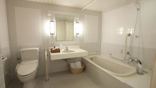 ダブルルーム バリアフリー 禁煙