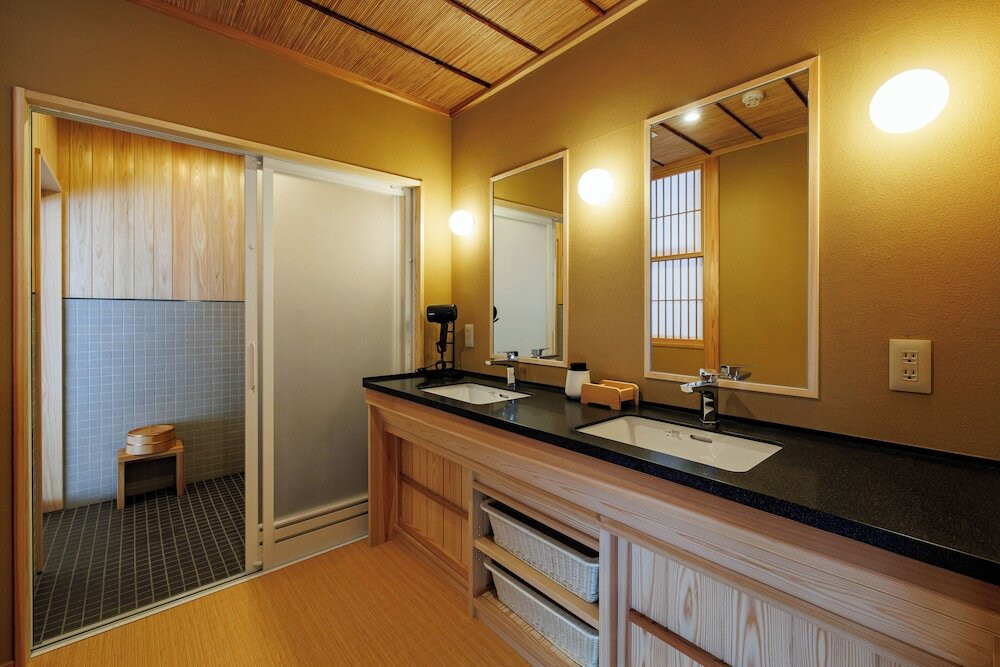 客室洗面台一例