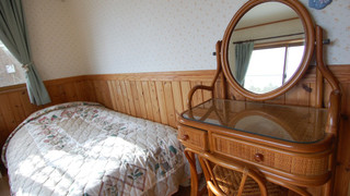 デラックス ツインルーム 共用バスルーム