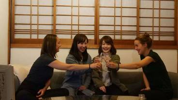 ロビーラウンジ / 3