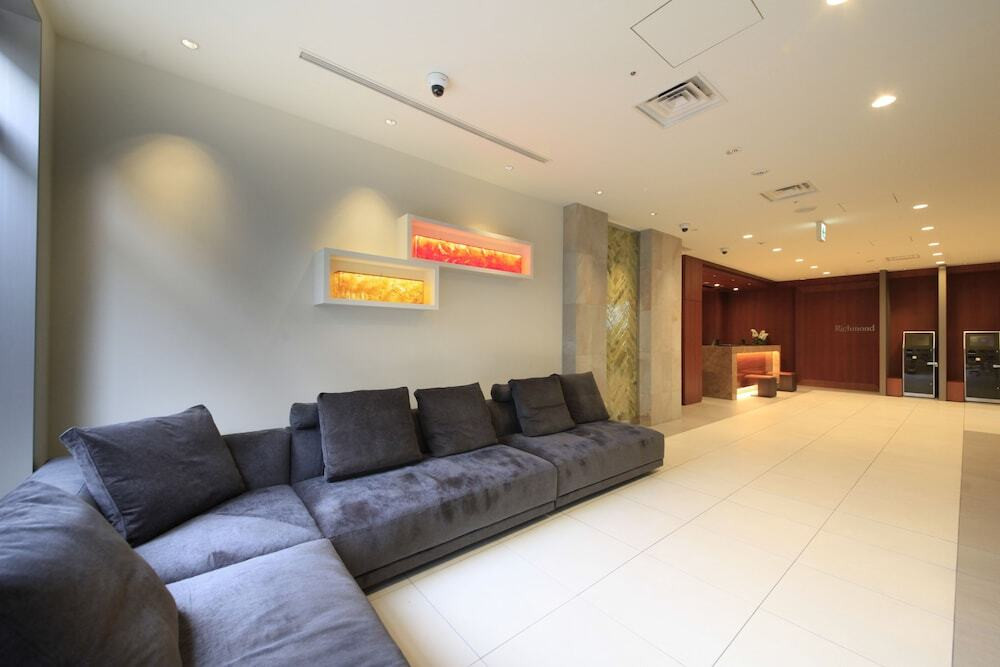 朝から名古屋めしでパワーチャージ4006273