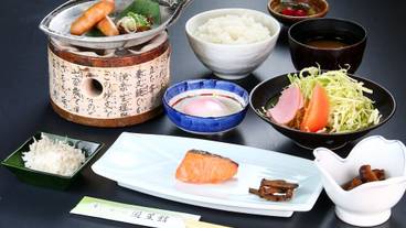 食事・飲み物 / 9