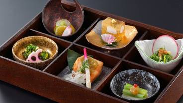 食事・飲み物 / 3