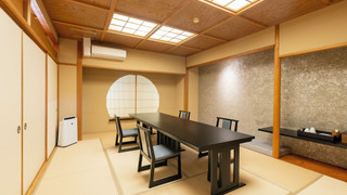 Japanese Style Room with Outdoor Hot Tub