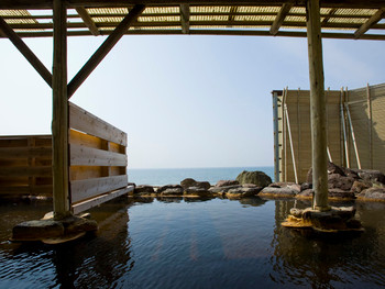 露天風呂、客室、ロビーがオーシャンビューの絶景宿3949763