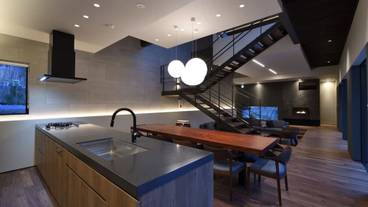 客室内のダイニングエリア / 4