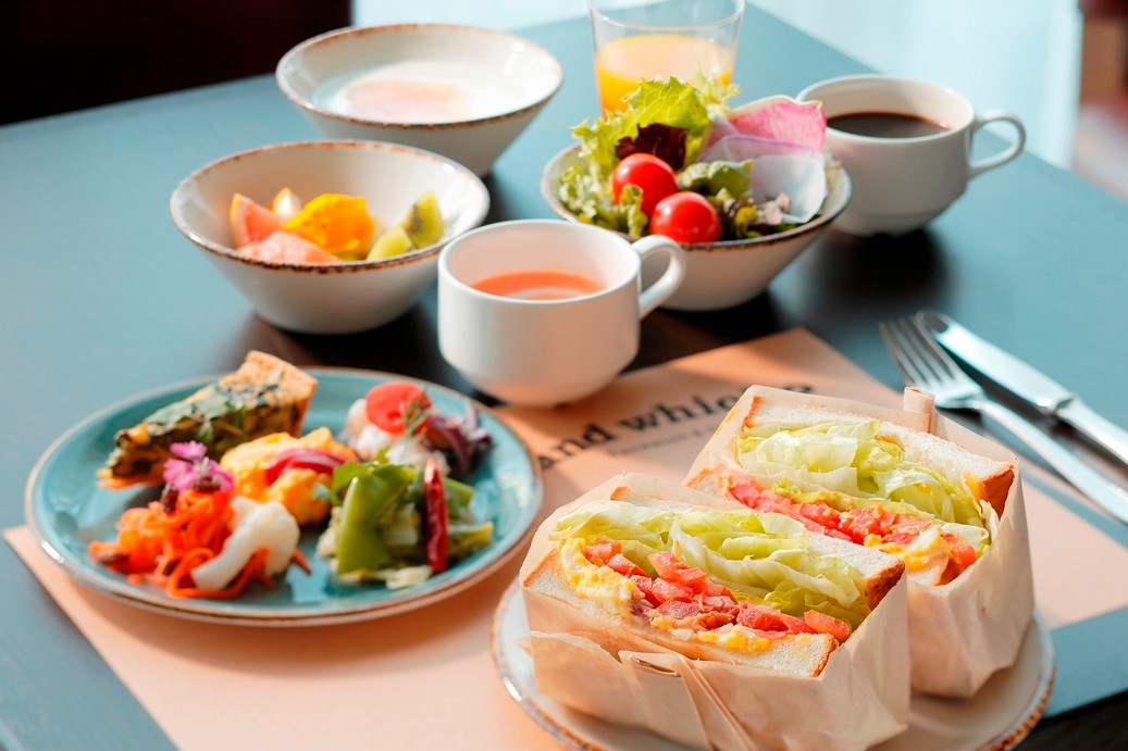 彩り豊かな朝食で1日をスタート！1825311