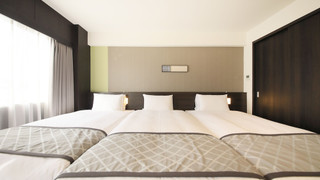 スーペリア トリプルルーム ベッド (複数台) 禁煙