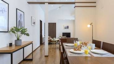 客室内のダイニングエリア / 20