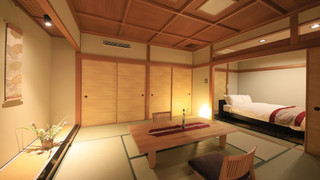 [本館] 温泉半露天風呂付き和室ダブルベッド 禁煙(大人料金：3歳以上,0-3歳添い寝のみ)