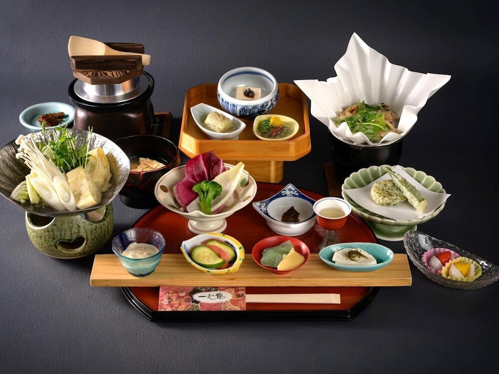 旅館のお食事処