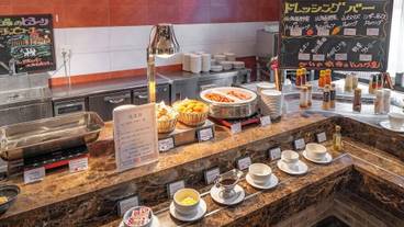 朝食ビュッフェ / 16