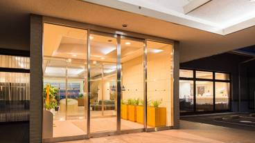 施設の入り口 / 27