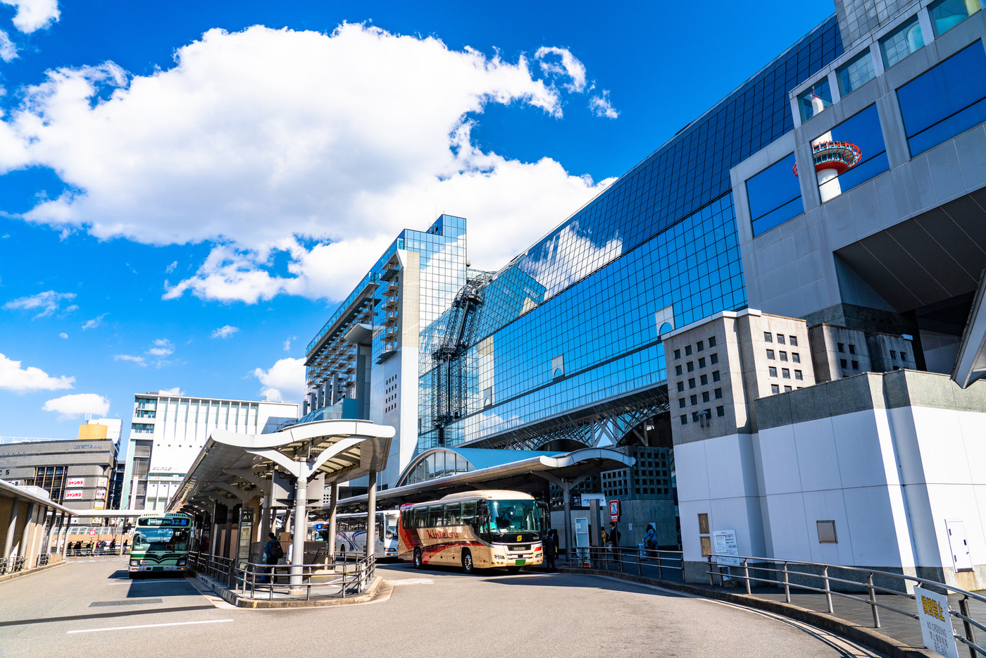 《京都府》京都駅前・都市風景
