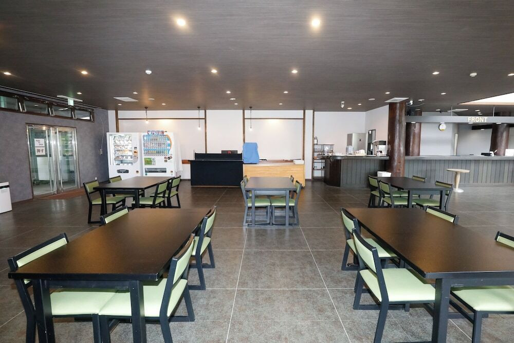 ロビーラウンジ