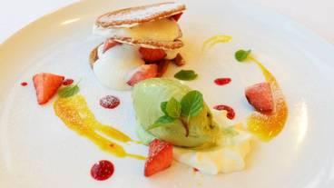 食事・飲み物 / 1