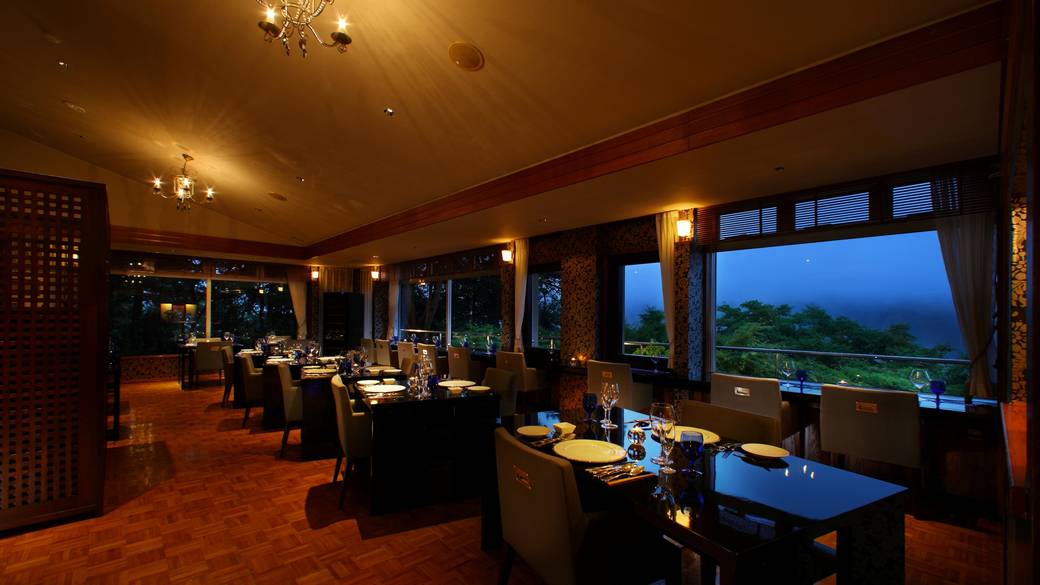 美しくて美味しい
フレンチのフルコース / 4