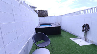 102 (禁煙)ガーデンツイン&ソファーベッド(シャワーのみ)