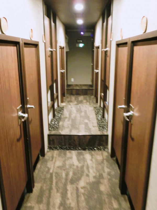 段差が有る廊下は独特の雰囲気？