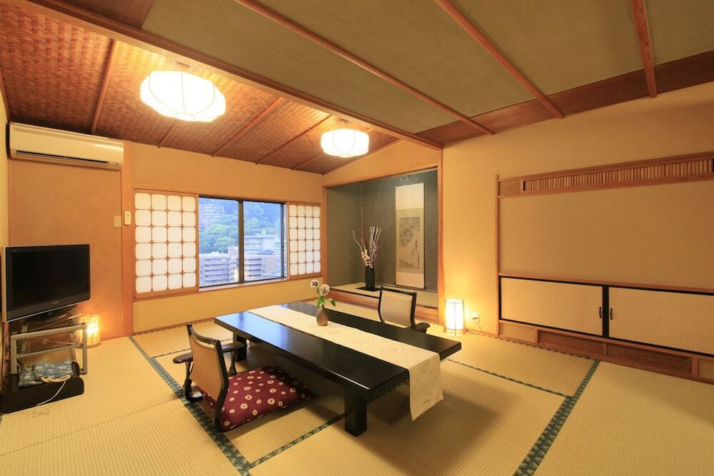 数寄屋造り次の間付①