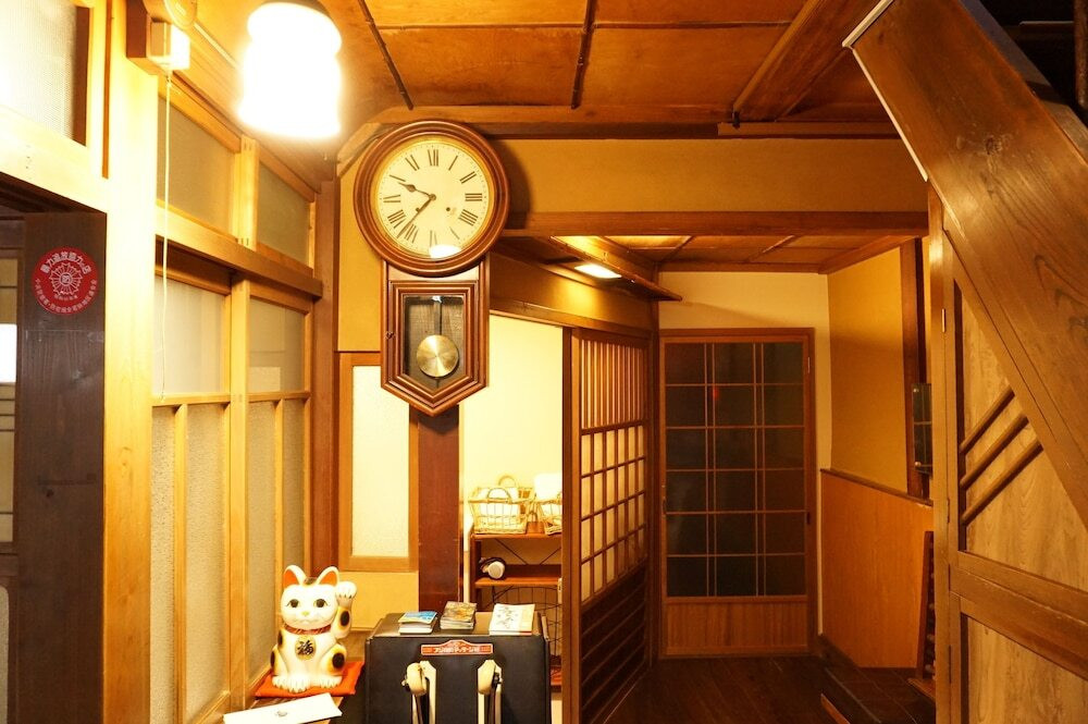 ロビーラウンジ