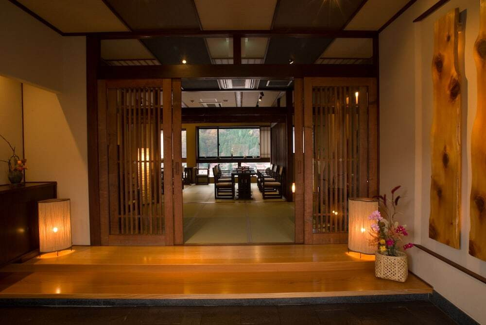 内部エントランス