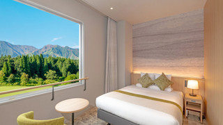 クイーンルーム（バス付）禁煙