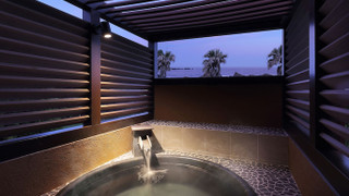 露天風呂付き離れ（12.5畳角部屋）