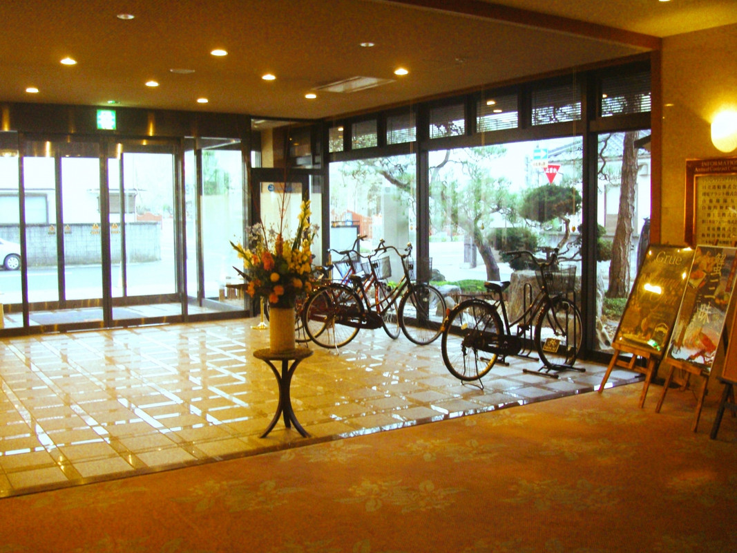 １階　フロントロビー