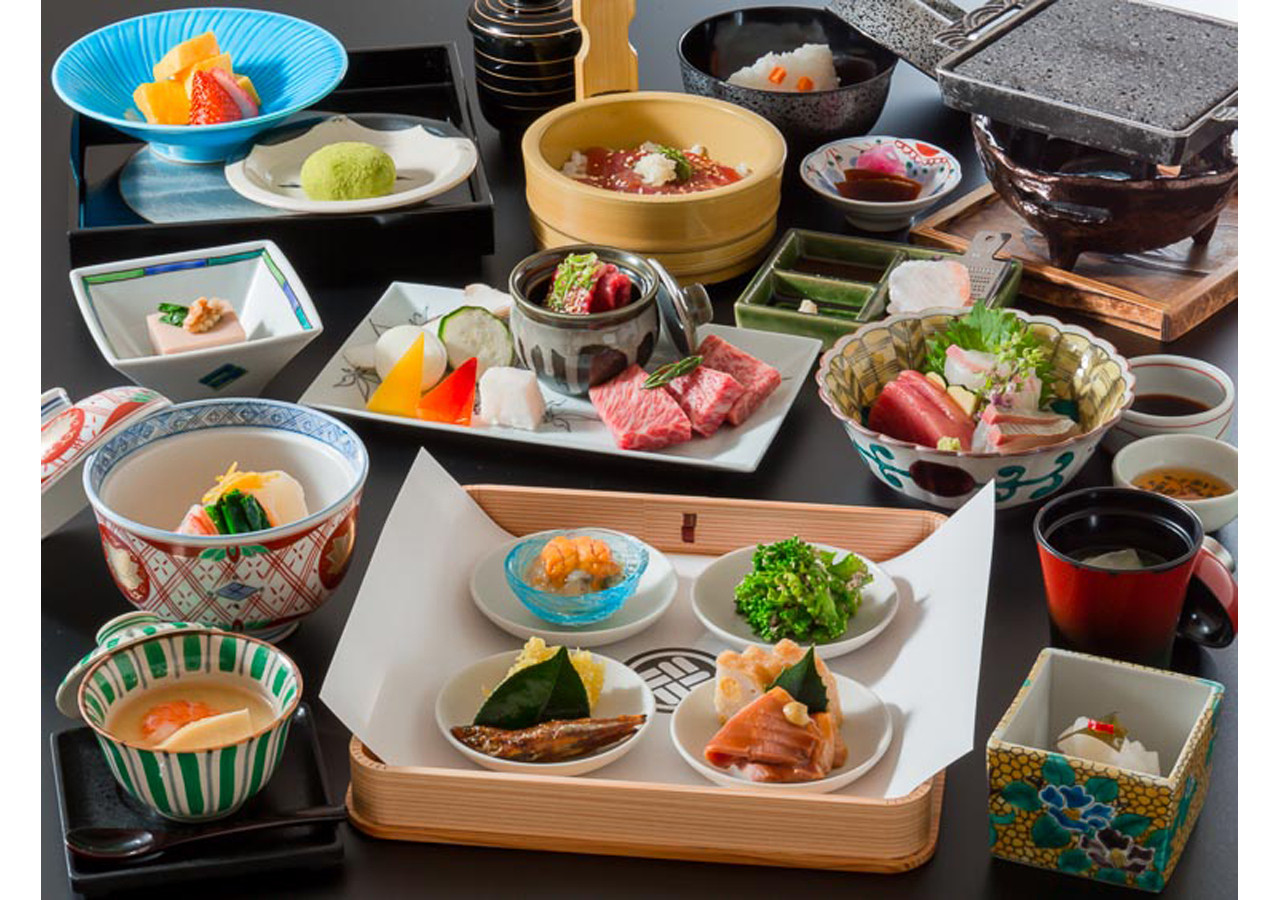 調理方法や食材が選べる！会席料理の夕食3660125