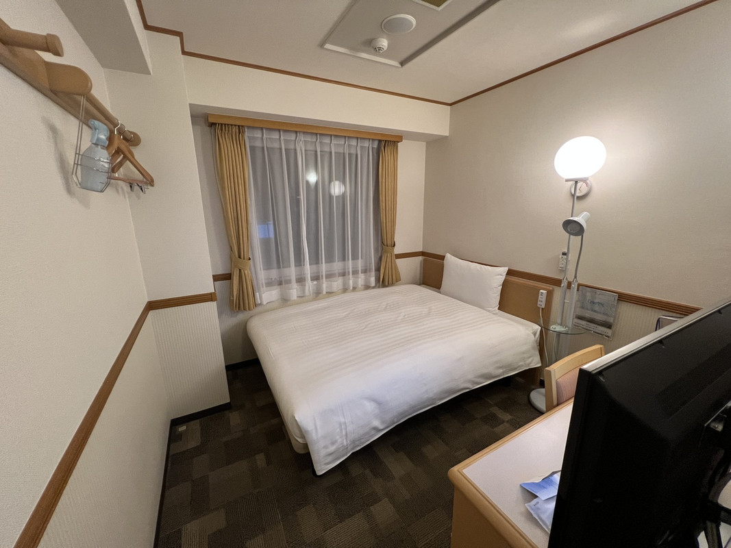 シンプルで清潔な部屋でした。
