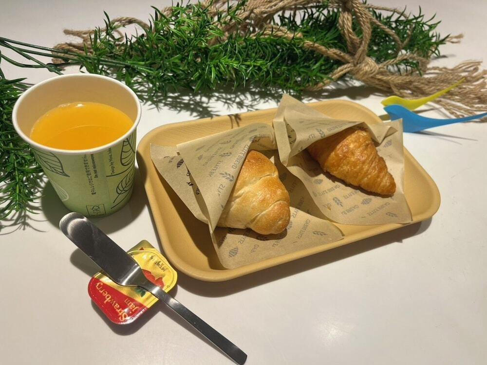 朝食
