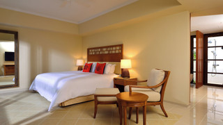 クラブプールヴィラ 2ベッドルーム キング 禁煙