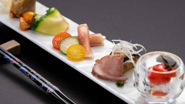 食事・飲み物 / 6