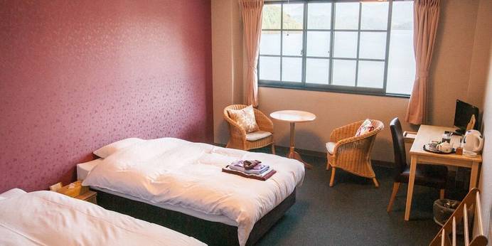 若狭・三方五湖の湖畔にあるクラフトビールの宿 湖上館PAMCO（パムコ）（福井県 ペンション） / 1