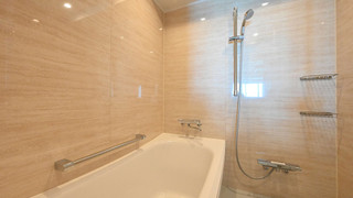 スーペリア ルーム シングルベッド 2 台 バルコニー オーシャンフロント (with Extra Bed)