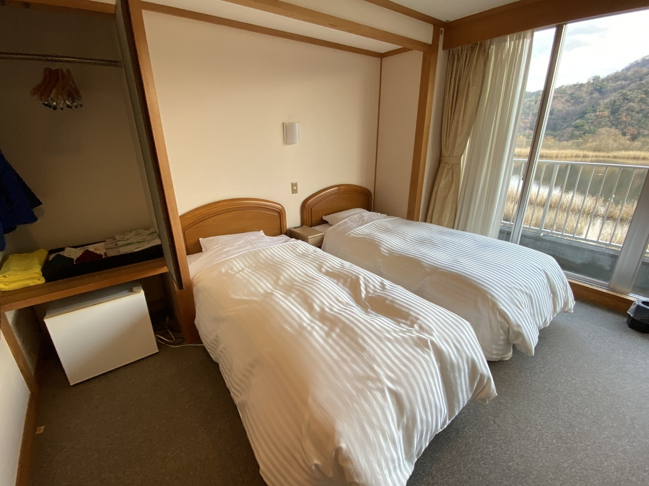 展望温泉大浴場や客室は心が癒やされる絶景空間3931840